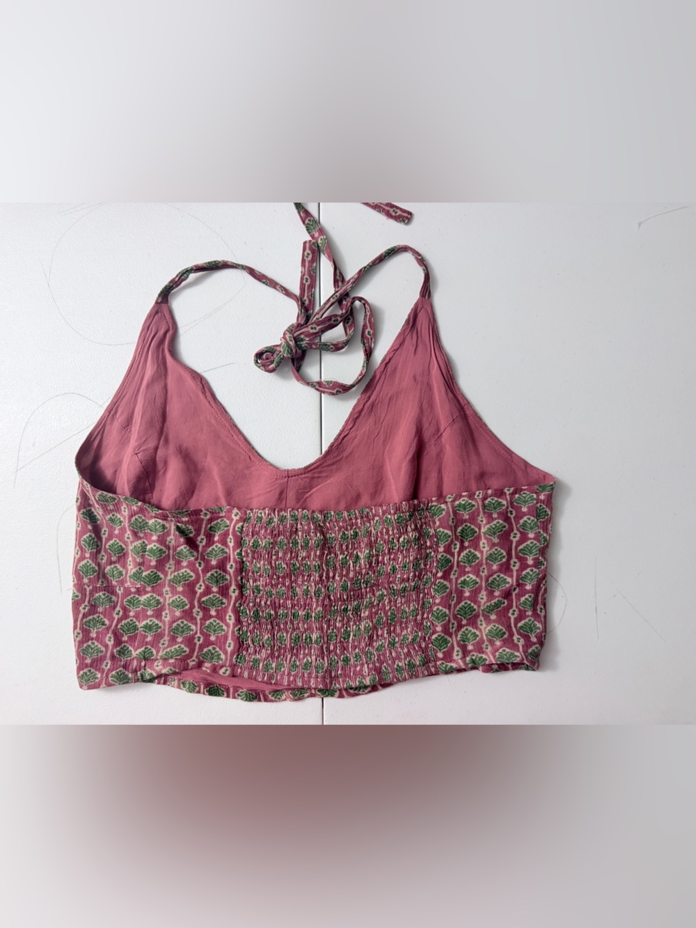 ❌SOLD❌Free People Pink Floral Halter Crop Top Boho Festival Smocked Open Back  S - Picture 2 of 4